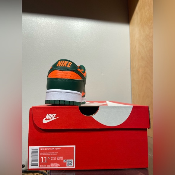 Nike Dunk Low Miami Hurricanes - Picture 4 of 4
